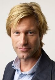 Aaron Eckhart