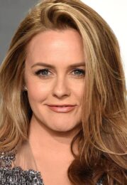 Alicia Silverstone