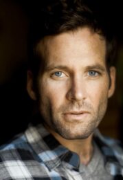 Eion Bailey