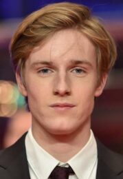 Louis Hofmann