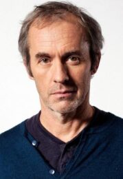 Stephen Dillane