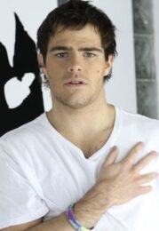 Peter Lanzani